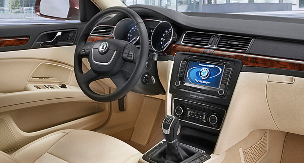 ТОП-5 самых красивых салонов автомобилей (фото)