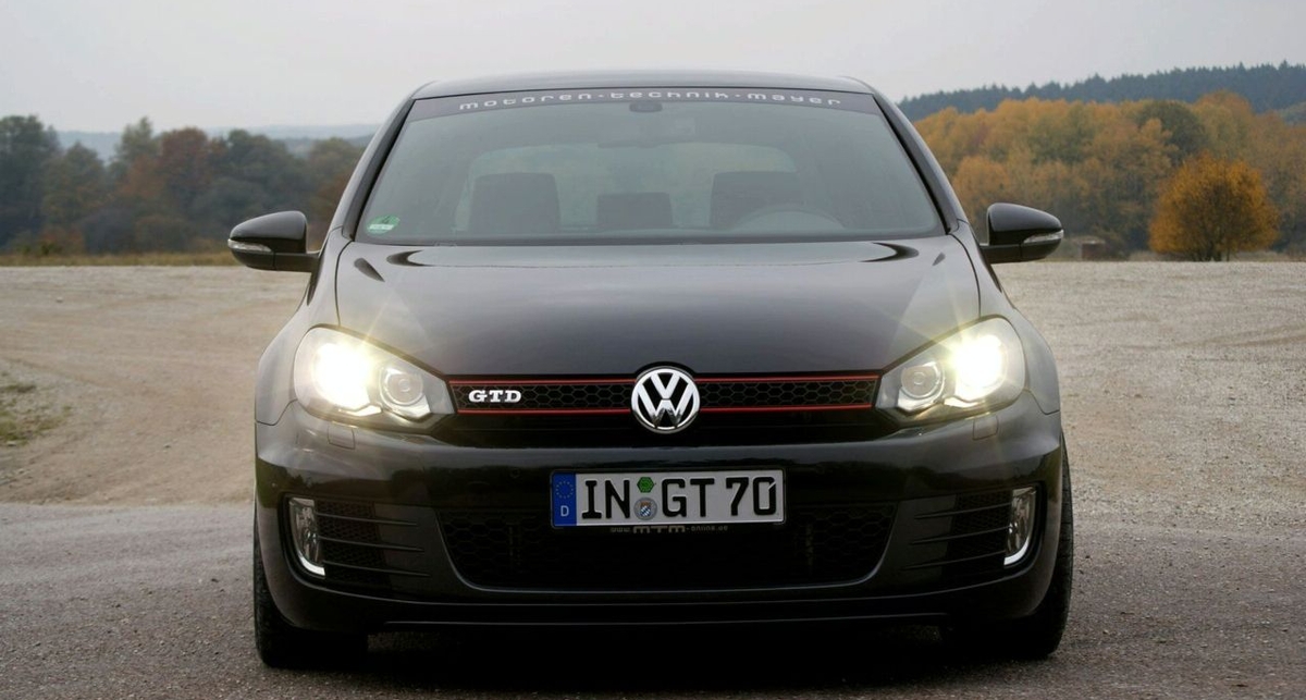 Volkswagen Golf GTI и GTD сделали еще мощнее