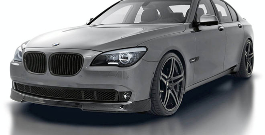 BMW 7 серии получила новый стайлинг-пакет