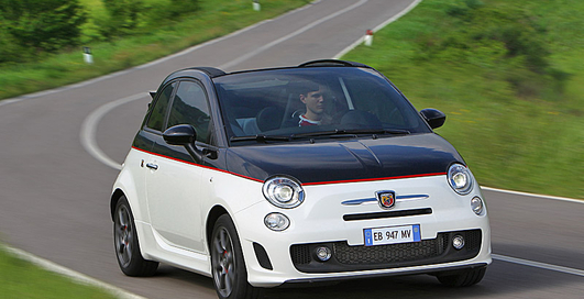 Из Fiat 500 сделали "заряженный" кабриолет