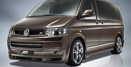 Минивэн попал под горячую руку тюнеров