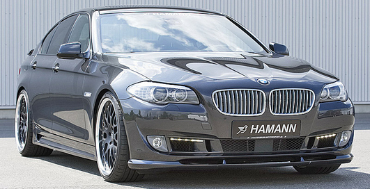 Новую BMW 5 серии сделали агрессивнее