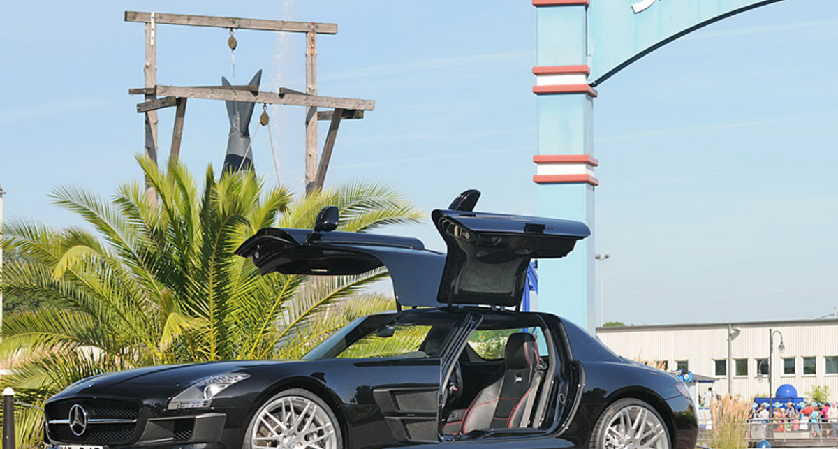 Brabus разобралось с суперкаром Mercedes-Benz SLS AMG (фото, видео)