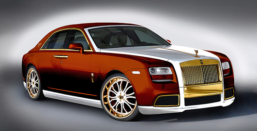 "Маленький" "Роллс-Ройс" стал золотым (фото)