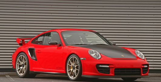 Быстрее молнии: тюнеры прокачали Porsche 911 GT2 RS (фото)