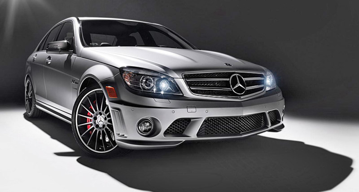 Mercedes-Benz создал новинку специально для Канады (фото)