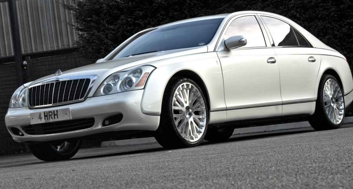 Лимузин Maybach доработали специально к свадьбе принца Уильяма (фото)