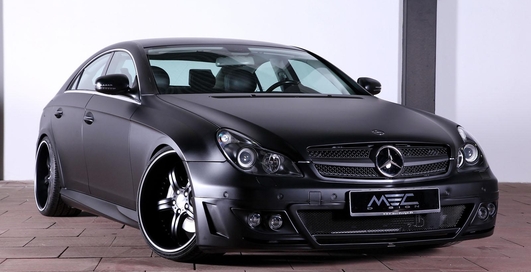 Самый красивый Mercedes-Benz стал самым мрачным (фото)