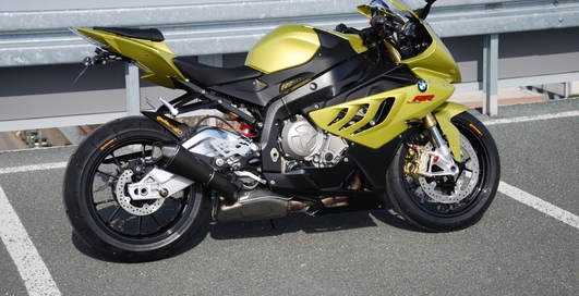 BMW S1000RR доработали тюнеры