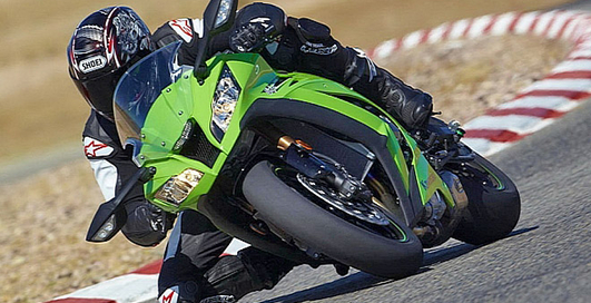 Kawasaki представила нового "Ниндзю" (фото)