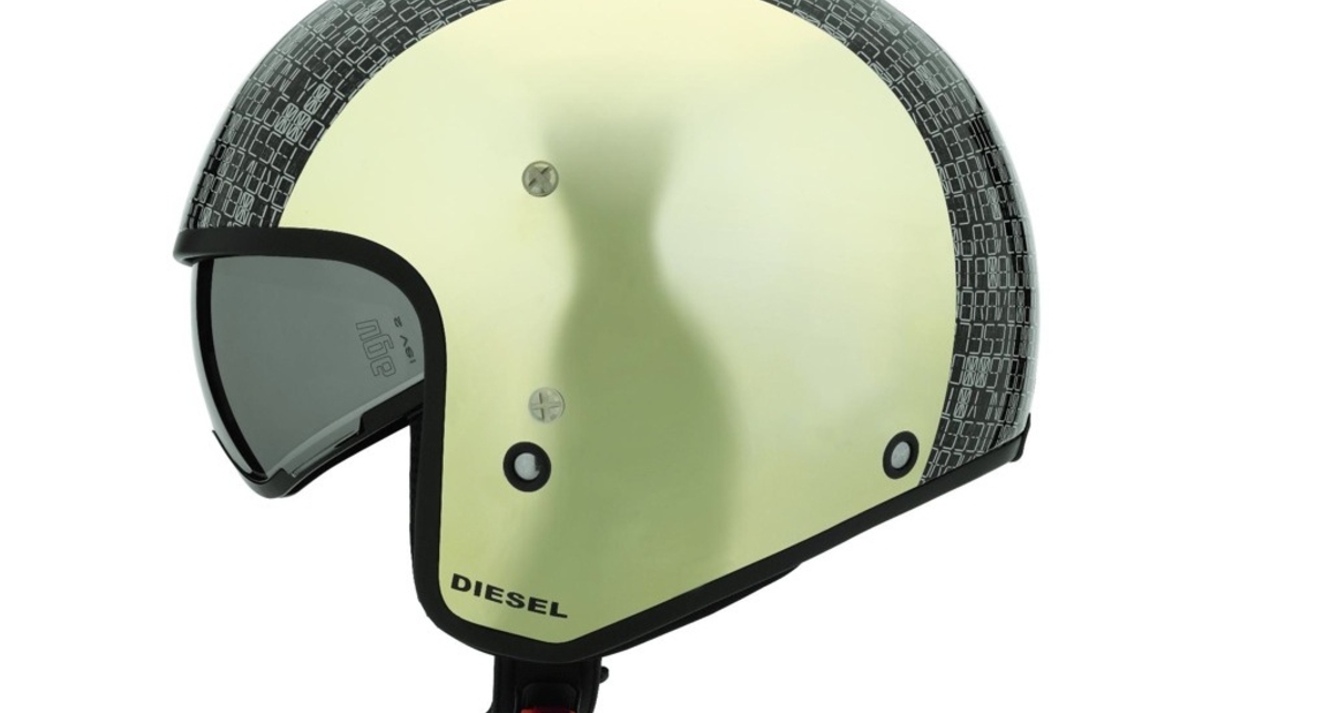 Diesel выпустил серию мотошлемов в винтажном стиле (фото)