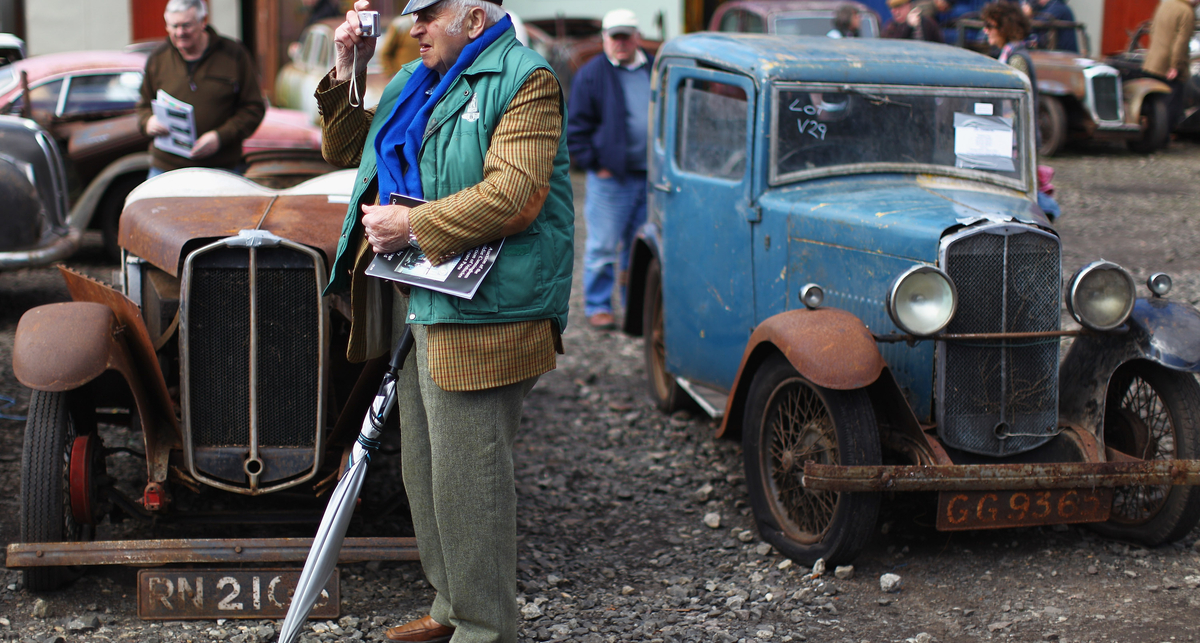 В Великобритании выставили на продажу винтажную рухлядь (фото)