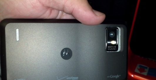 Motorola Droid Bionic оказался прожорливым в 4G сетях (фото, видео)