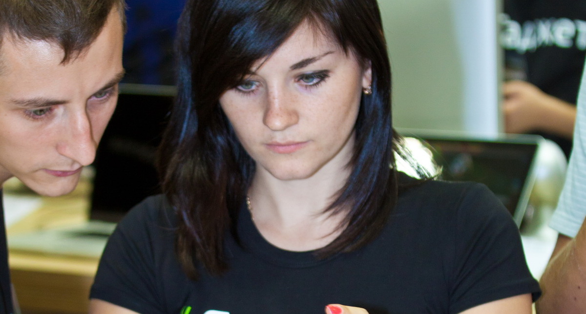 HTC EVO 3D уже можно приобрести в Украине (фото)