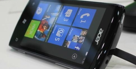 Новинки от Acer с поддержкой Windows Phone 7 (фото)