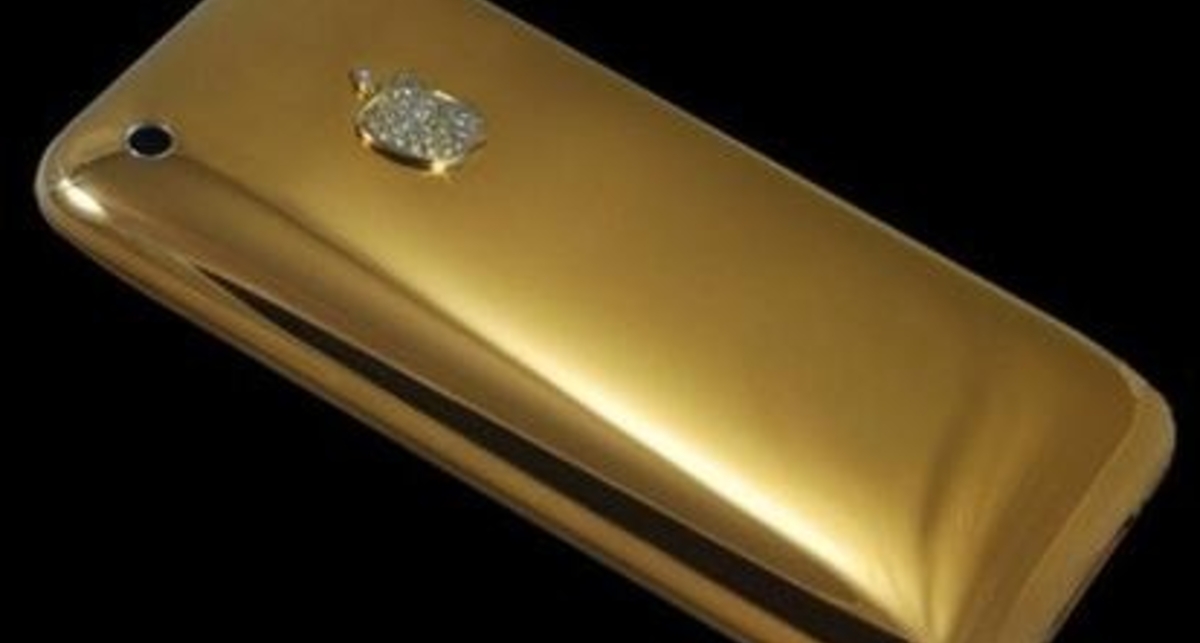 Apple вновь порадовал золотым iPhone