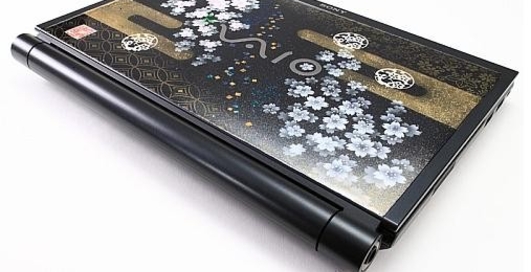 Хокку написано на  ноутбуке