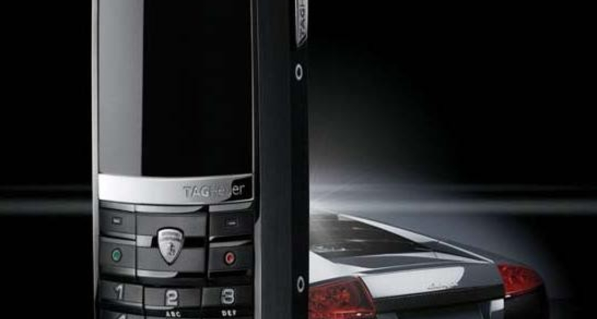 Представлен телефон в стиле Lamborghini