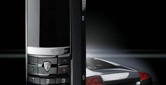 Представлен телефон в стиле Lamborghini