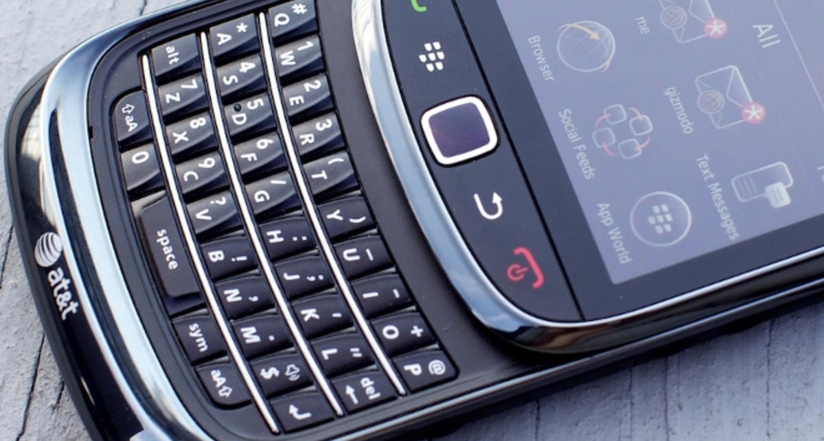 Состоялся анонс слайдера BlackBerry Torch (видео, фото)