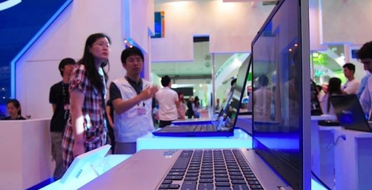 LG Xnote P220 пытается подражать Apple (фото)