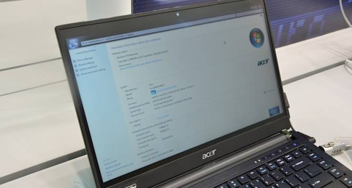 Acer TravelMate Timeline 8481T - самый автономный ноутбук в мире (фото)