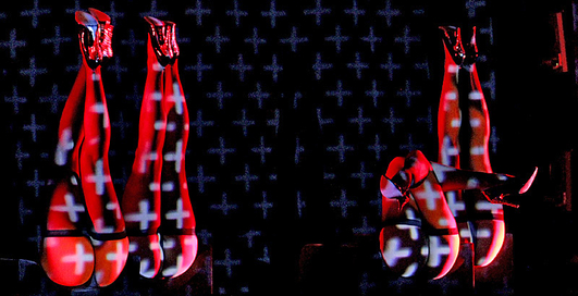 Crazy Horse взорвали Киев