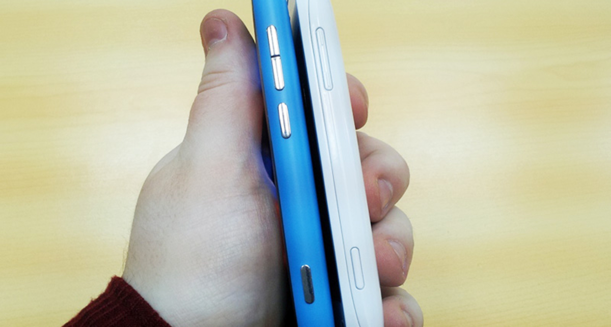 Nokia Lumia 710 и 800 - новинки с тонким вкусом