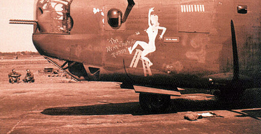 Nose Art – красотки на носу самолета (фото)