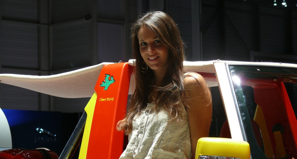 Самые обворожительные красотки Женевы-2011 (фото)