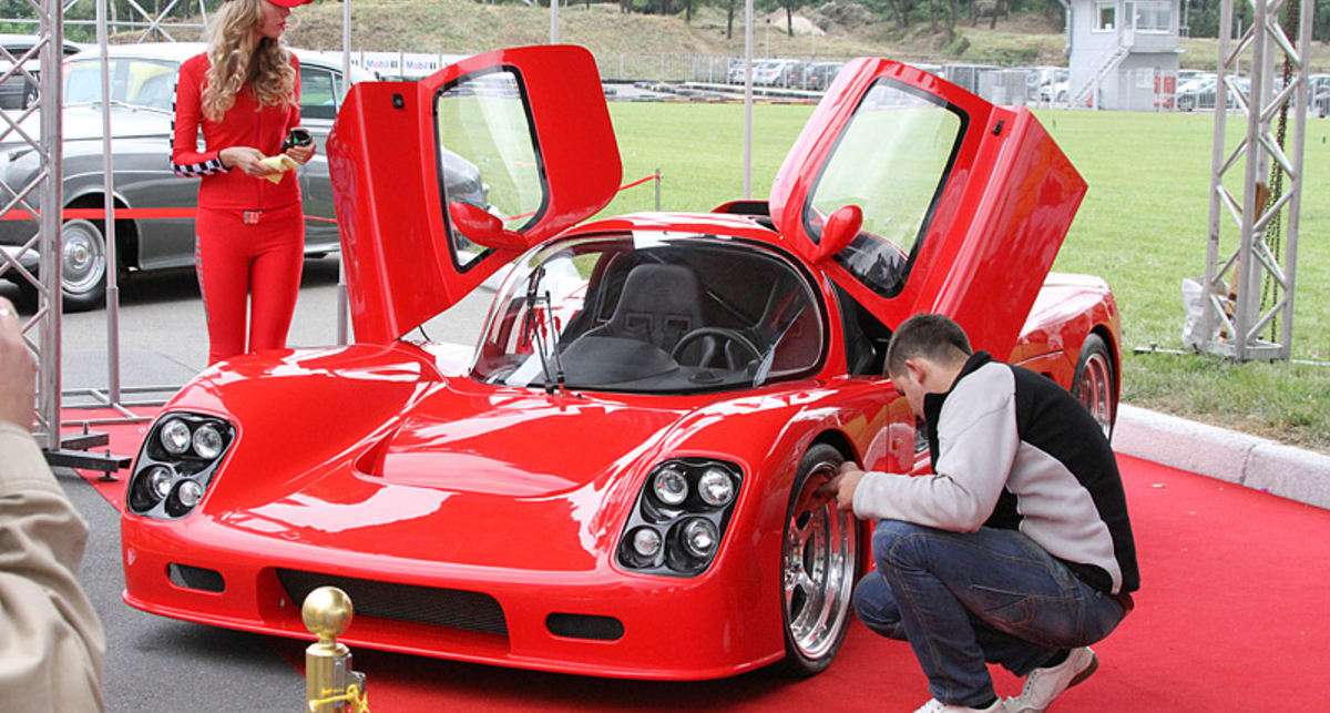 Столичное автошоу-2011 порадовало поклонников авто-экзотики (фото)