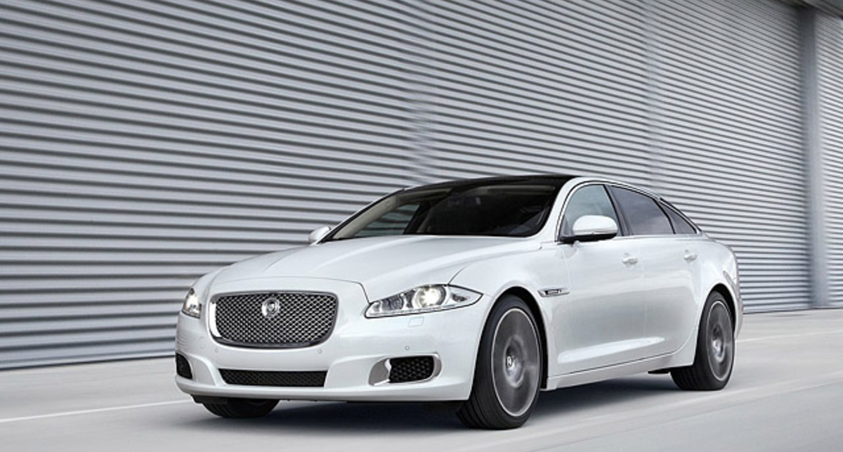 Роскошный Jaguar XJ Ultimate прибыл на моторшоу в Пекин