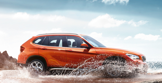 Немцы выпустили на дороги новый BMW X1 (фото)