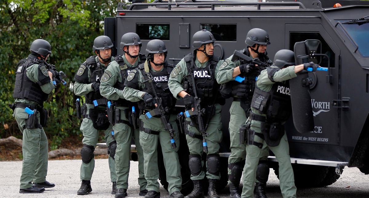 Жесты спецназа: универсальный язык силовиков(фото)