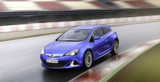 История "Опель": мы живем автомобилями (фото)