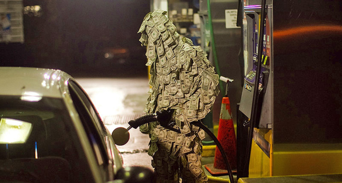 Смотри, что деньги сделали с человеком (фото)