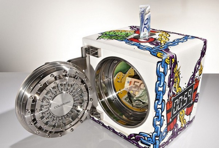 Где прячут деньги богачи: 10 самых продвинутых сейфов