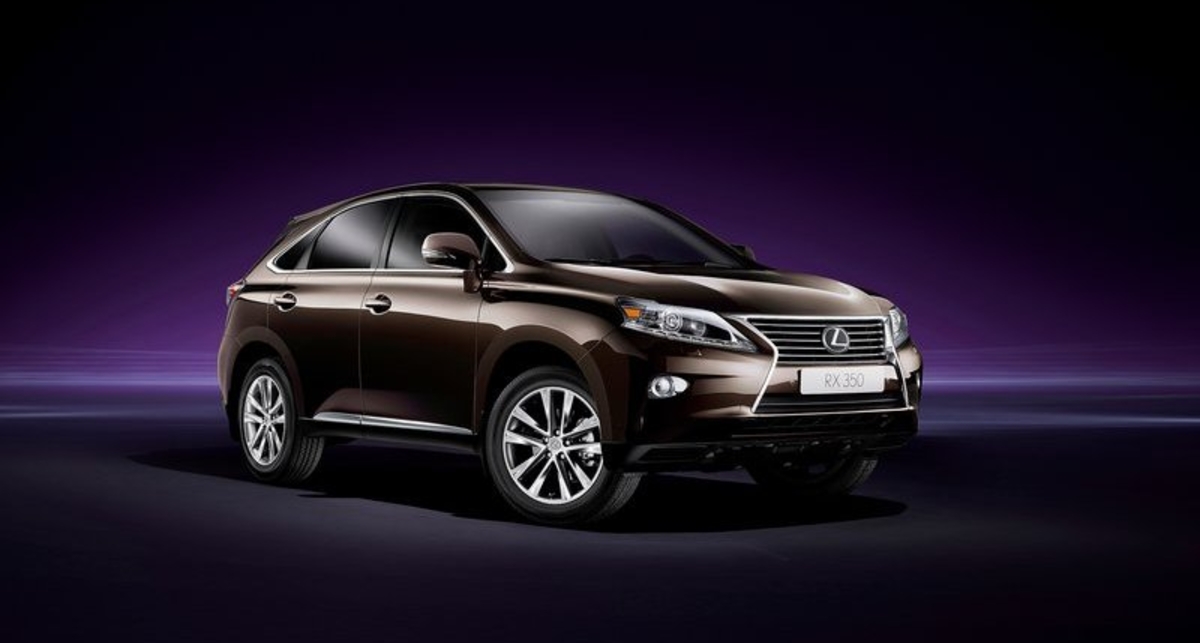 История Lexus: 