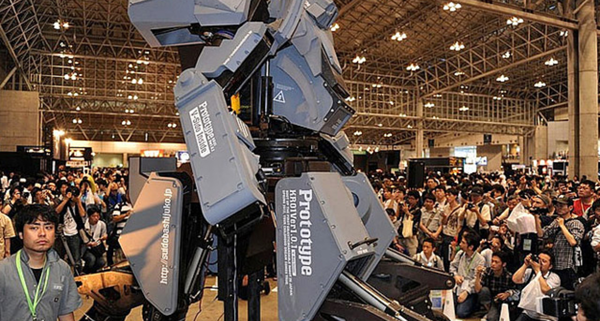 Восстание машин: японцы создали полноценного боевого робота