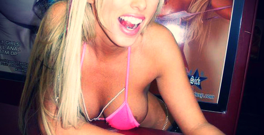 Порно актриса Бриттни Скай - наставница Елены Берковой