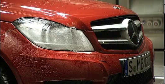 Mercedes-Benz будет замораживать свои машины (фото, видео)