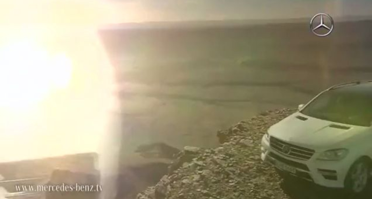 Mercedes-Benz раскрыл подробности нового внедорожника (фото, видео)