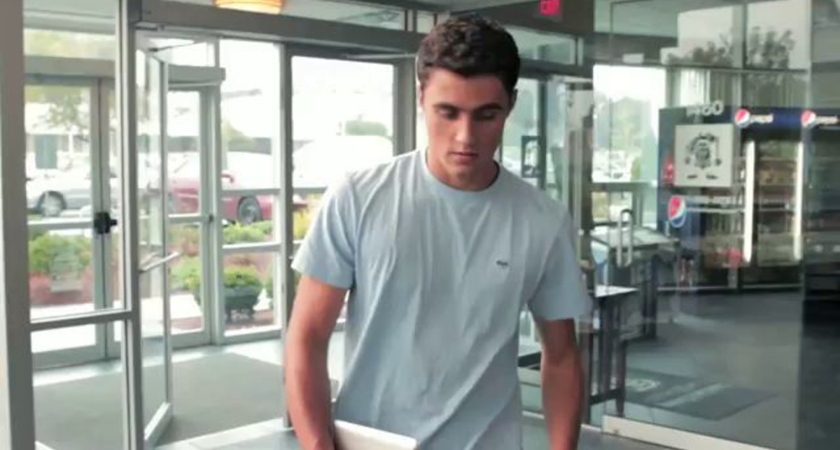 iPad управляет танком (видео, фото)