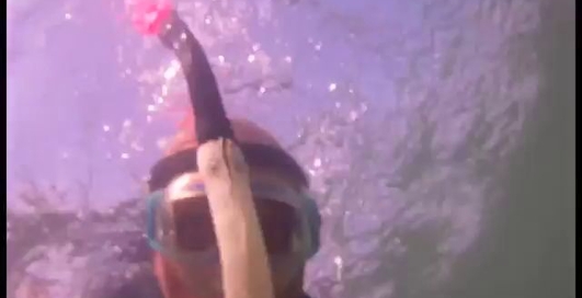 Человек без рук и без ног сумел переплыть Ла-Манш (видео)