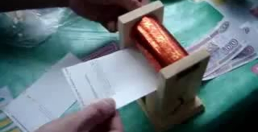 Фальшивые ценности: как подделывают деньги (видео)