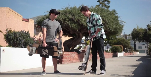 Американцы создали электроскейт с ножным управлением