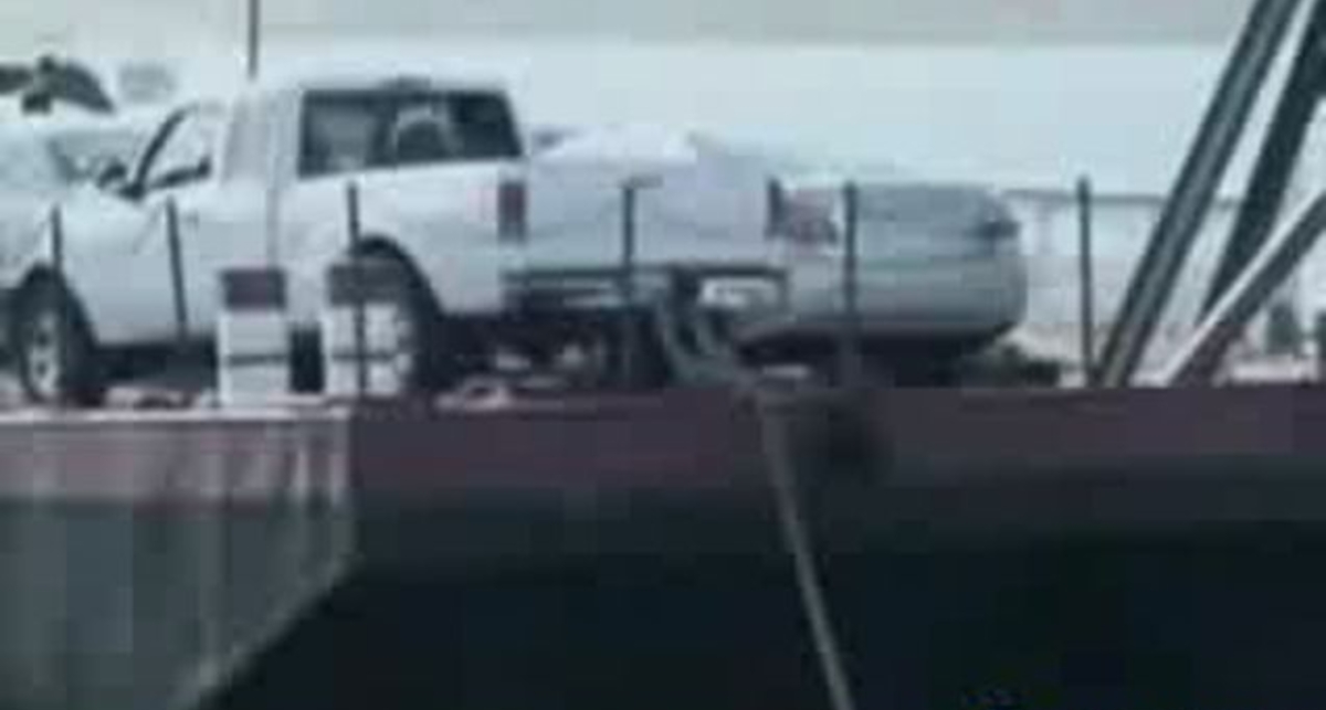 Не все в тот день уплыли)