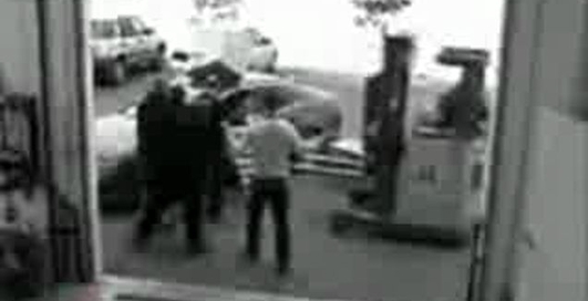 Авария в гараже