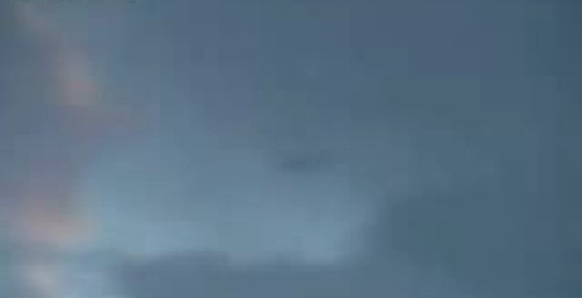 Молния угодила в самолет