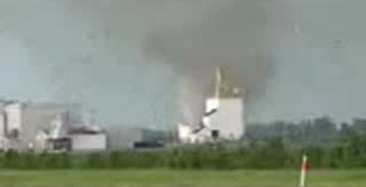 Смерч над городом